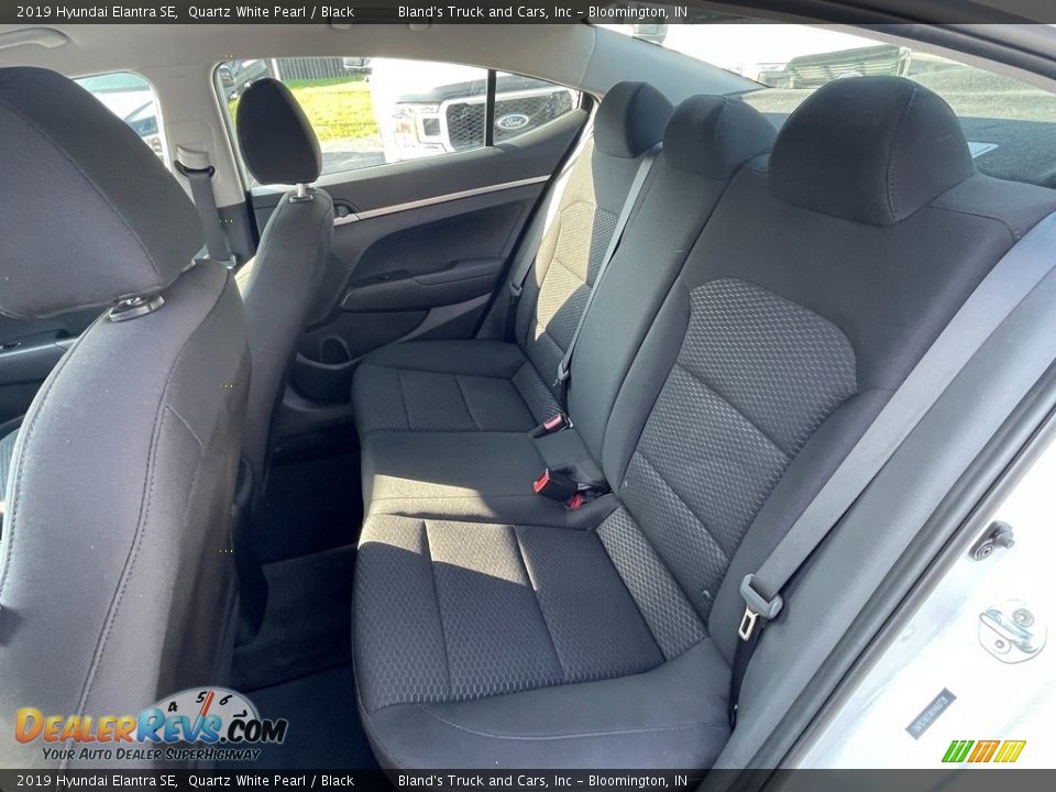 Rear Seat of 2019 Hyundai Elantra SE Photo #17