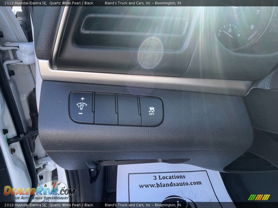 2019 Hyundai Elantra SE Quartz White Pearl / Black Photo #24