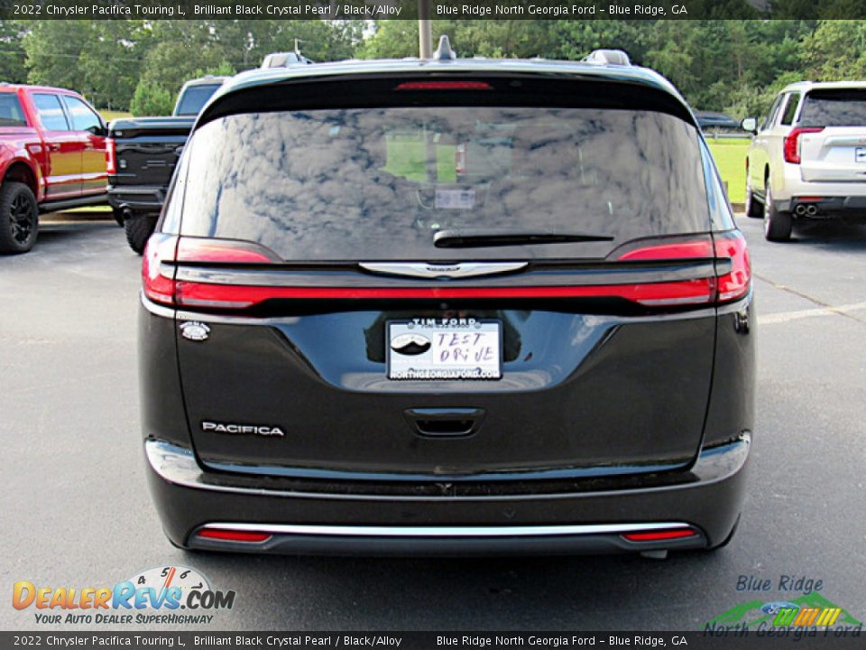 2022 Chrysler Pacifica Touring L Brilliant Black Crystal Pearl / Black/Alloy Photo #4