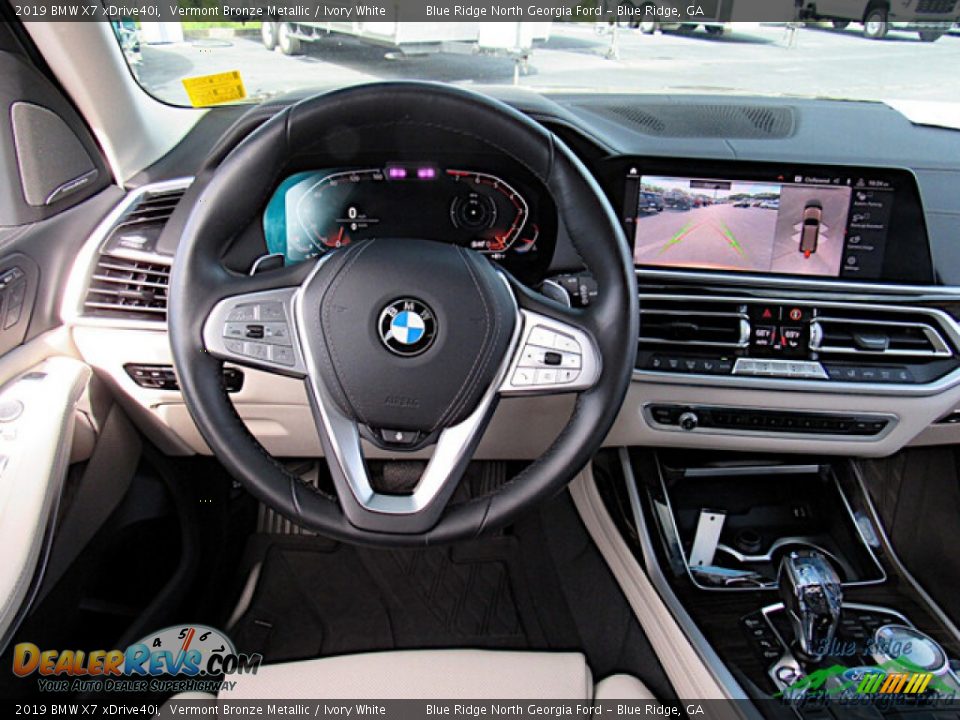 Dashboard of 2019 BMW X7 xDrive40i Photo #16