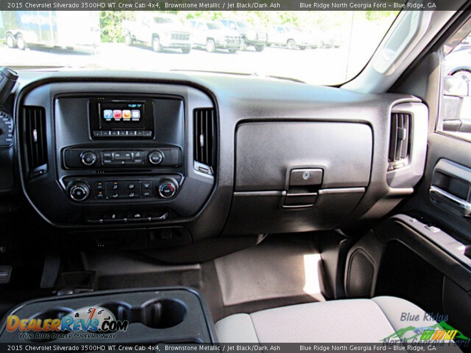 2015 Chevrolet Silverado 3500HD WT Crew Cab 4x4 Brownstone Metallic / Jet Black/Dark Ash Photo #20