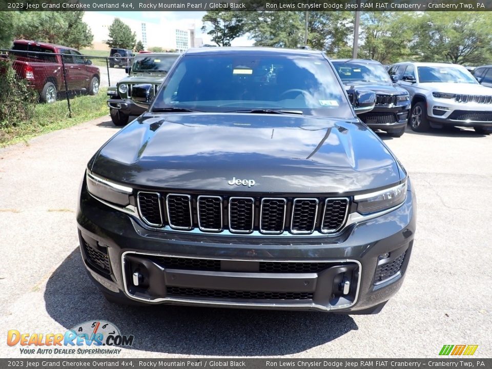 2023 Jeep Grand Cherokee Overland 4x4 Rocky Mountain Pearl / Global Black Photo #8