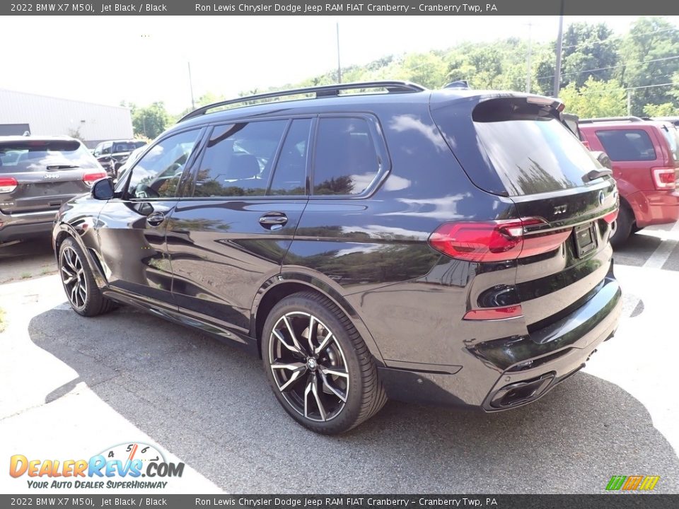 2022 BMW X7 M50i Jet Black / Black Photo #3