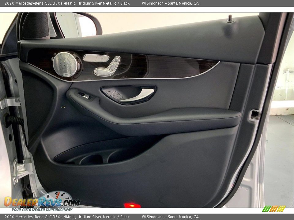 Door Panel of 2020 Mercedes-Benz GLC 350e 4Matic Photo #26