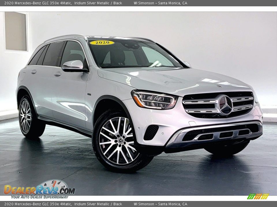 Front 3/4 View of 2020 Mercedes-Benz GLC 350e 4Matic Photo #33