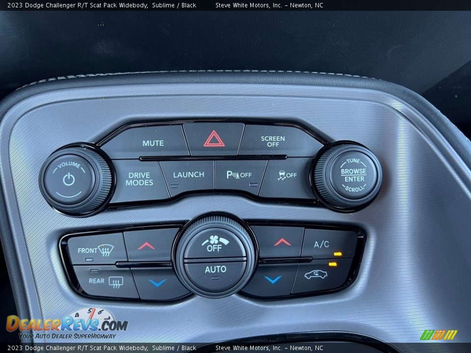 Controls of 2023 Dodge Challenger R/T Scat Pack Widebody Photo #24