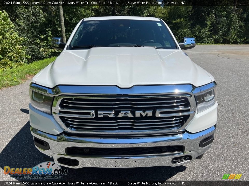 2024 Ram 1500 Laramie Crew Cab 4x4 Ivory White Tri-Coat Pearl / Black Photo #3