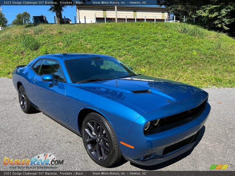 2023 Dodge Challenger SXT Blacktop Frostbite / Black Photo #4