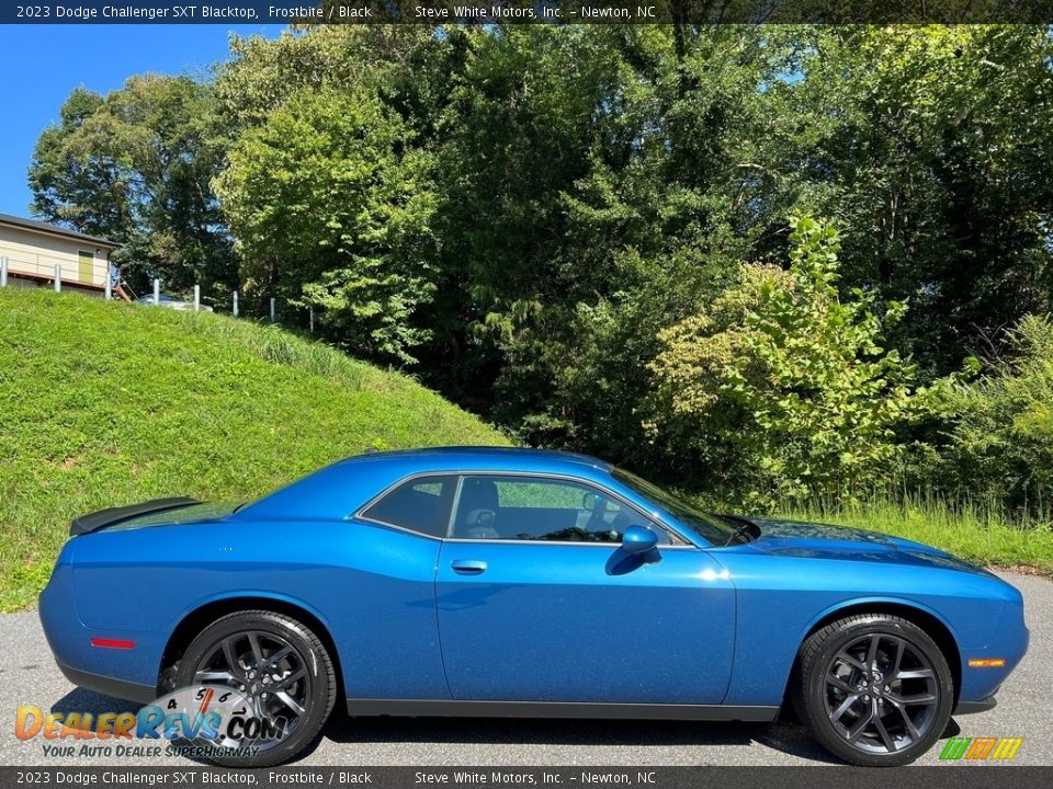 2023 Dodge Challenger SXT Blacktop Frostbite / Black Photo #5