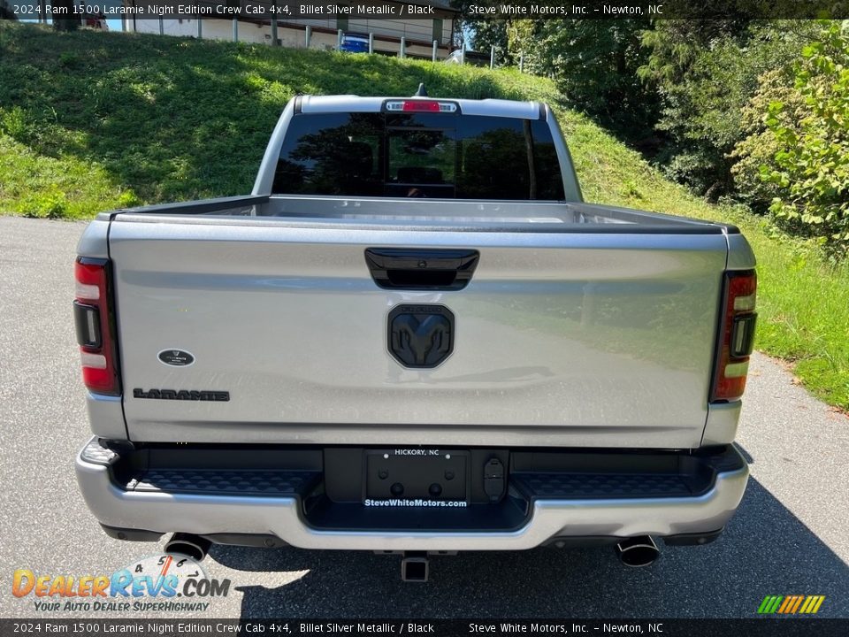 2024 Ram 1500 Laramie Night Edition Crew Cab 4x4 Billet Silver Metallic / Black Photo #7