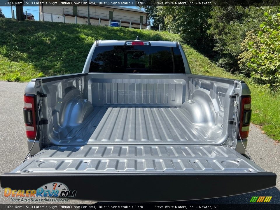 2024 Ram 1500 Laramie Night Edition Crew Cab 4x4 Billet Silver Metallic / Black Photo #8