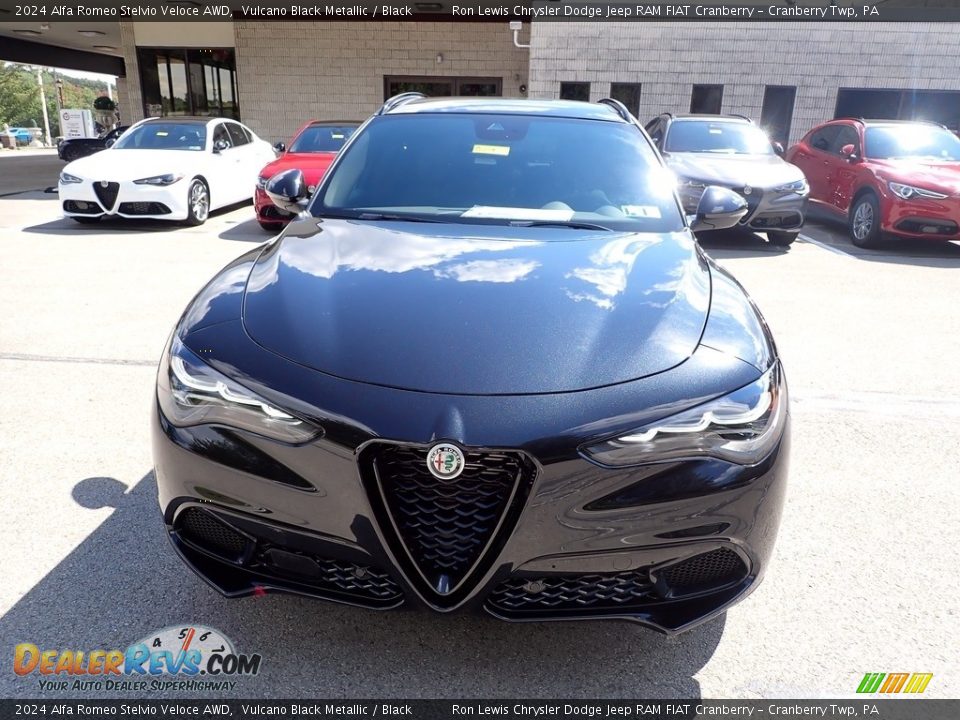 2024 Alfa Romeo Stelvio Veloce AWD Vulcano Black Metallic / Black Photo #8