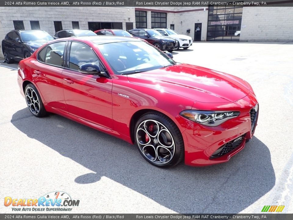 Front 3/4 View of 2024 Alfa Romeo Giulia Veloce AWD Photo #7