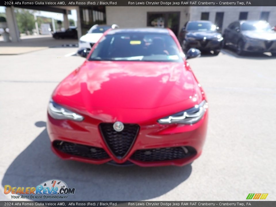 2024 Alfa Romeo Giulia Veloce AWD Alfa Rosso (Red) / Black/Red Photo #8