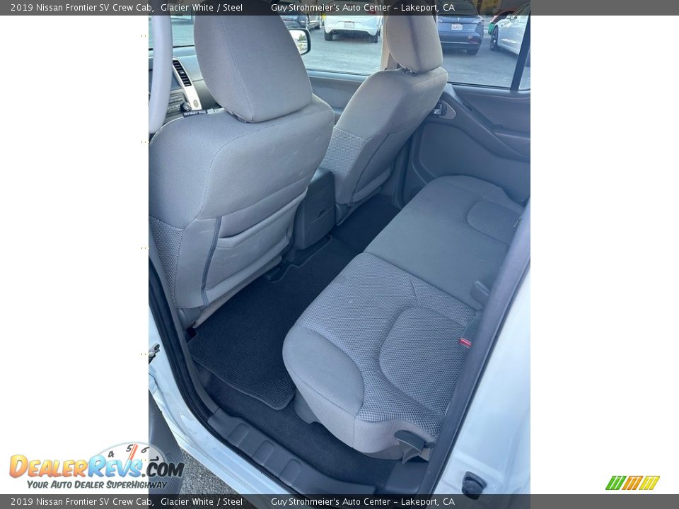 Rear Seat of 2019 Nissan Frontier SV Crew Cab Photo #12