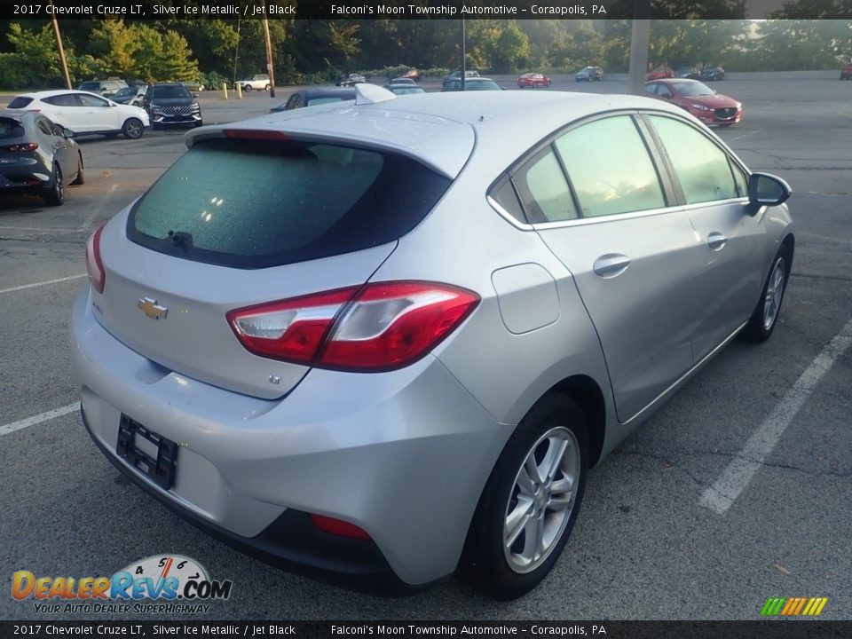 2017 Chevrolet Cruze LT Silver Ice Metallic / Jet Black Photo #4