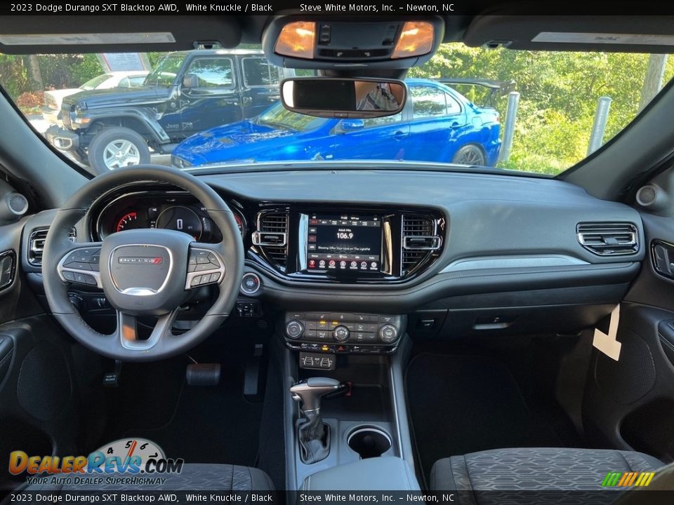 2023 Dodge Durango SXT Blacktop AWD White Knuckle / Black Photo #10