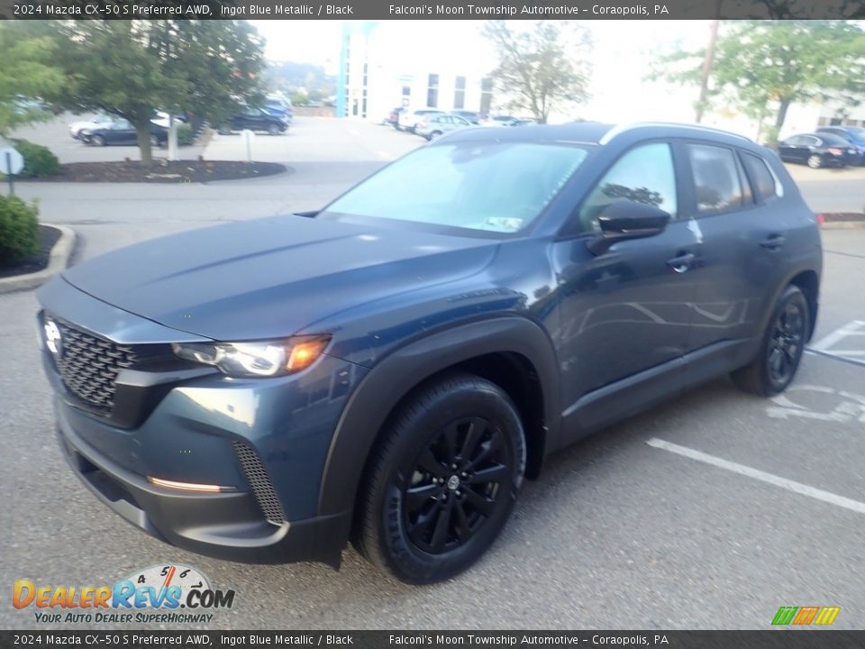 Front 3/4 View of 2024 Mazda CX-50 S Preferred AWD Photo #7