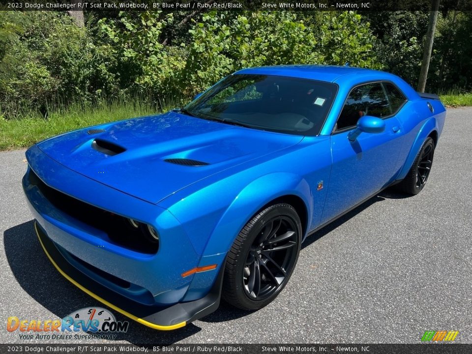 2023 Dodge Challenger R/T Scat Pack Widebody B5 Blue Pearl / Ruby Red/Black Photo #2
