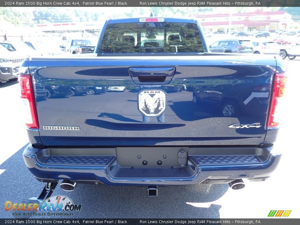 2024 Ram 1500 Big Horn Crew Cab 4x4 Patriot Blue Pearl / Black Photo #4