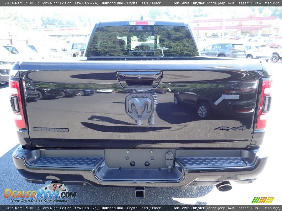 2024 Ram 1500 Big Horn Night Edition Crew Cab 4x4 Diamond Black Crystal Pearl / Black Photo #4