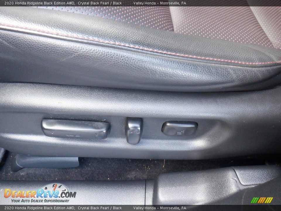 Front Seat of 2020 Honda Ridgeline Black Edition AWD Photo #21