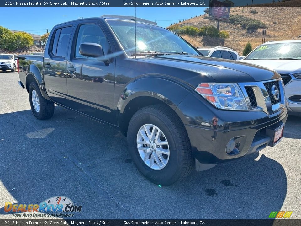 2017 Nissan Frontier SV Crew Cab Magnetic Black / Steel Photo #1