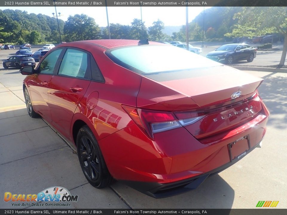 2023 Hyundai Elantra SEL Ultimate Red Metallic / Black Photo #5
