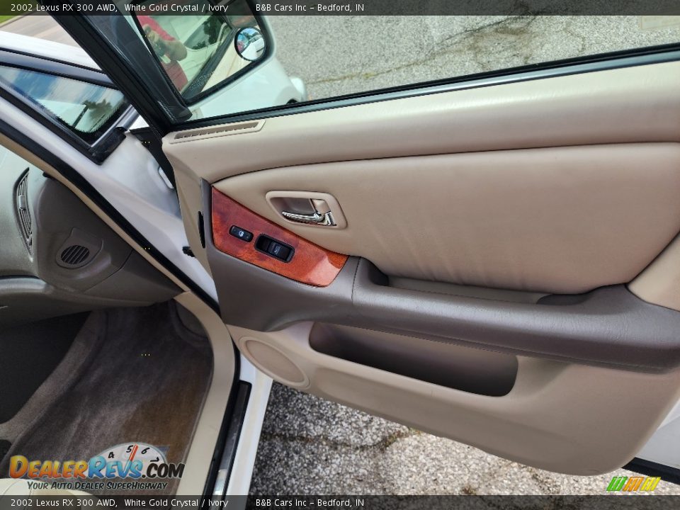 2002 Lexus RX 300 AWD White Gold Crystal / Ivory Photo #30