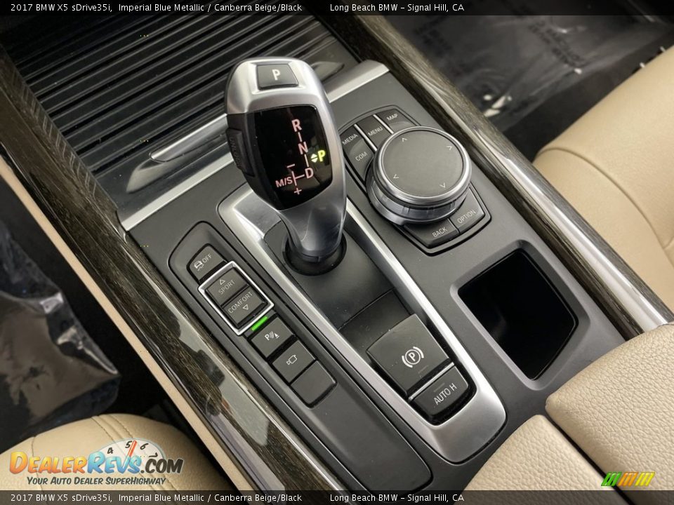 2017 BMW X5 sDrive35i Shifter Photo #25