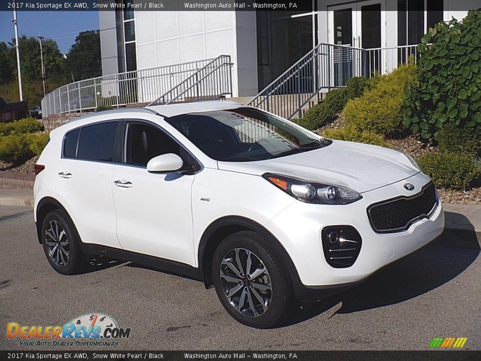 Front 3/4 View of 2017 Kia Sportage EX AWD Photo #1