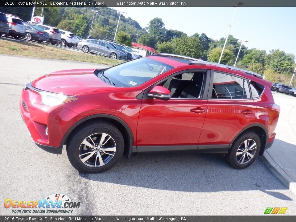 2016 Toyota RAV4 XLE Barcelona Red Metallic / Black Photo #15