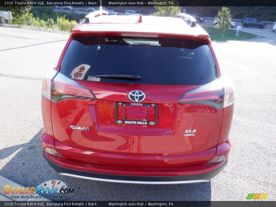 2016 Toyota RAV4 XLE Barcelona Red Metallic / Black Photo #17