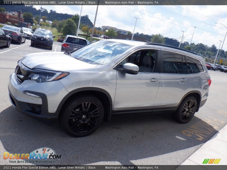 2021 Honda Pilot Special Edition AWD Lunar Silver Metallic / Black Photo #4