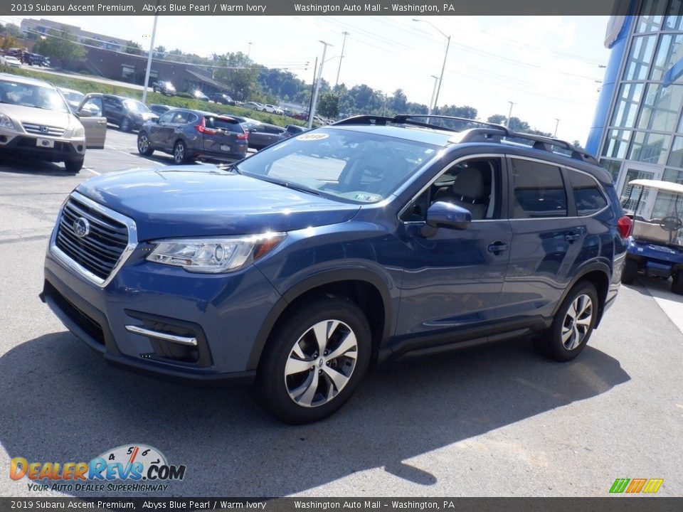 2019 Subaru Ascent Premium Abyss Blue Pearl / Warm Ivory Photo #5