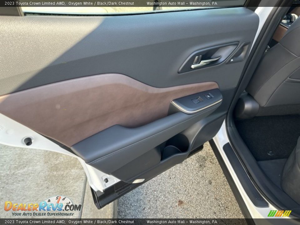 Door Panel of 2023 Toyota Crown Limited AWD Photo #15