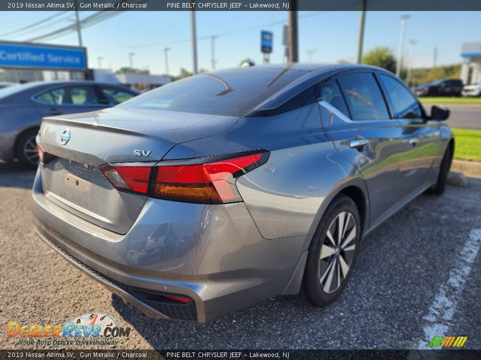 2019 Nissan Altima SV Gun Metallic / Charcoal Photo #3