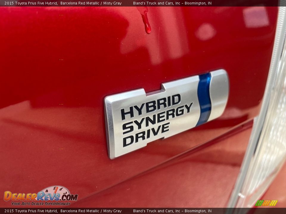 2015 Toyota Prius Five Hybrid Barcelona Red Metallic / Misty Gray Photo #6
