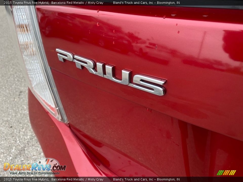2015 Toyota Prius Five Hybrid Barcelona Red Metallic / Misty Gray Photo #7