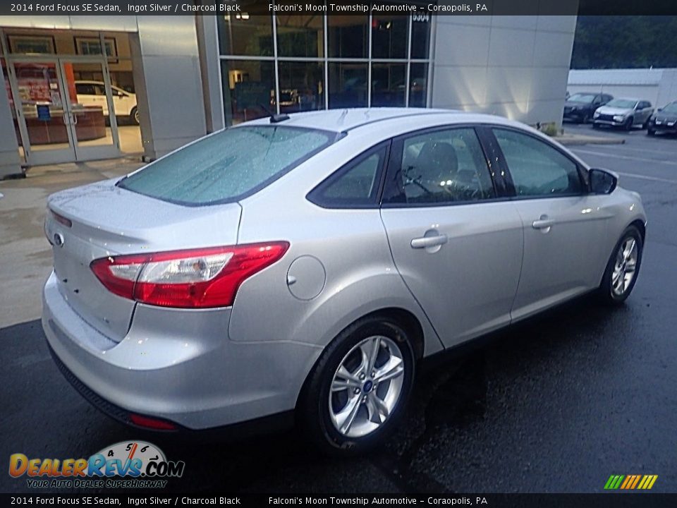 2014 Ford Focus SE Sedan Ingot Silver / Charcoal Black Photo #2