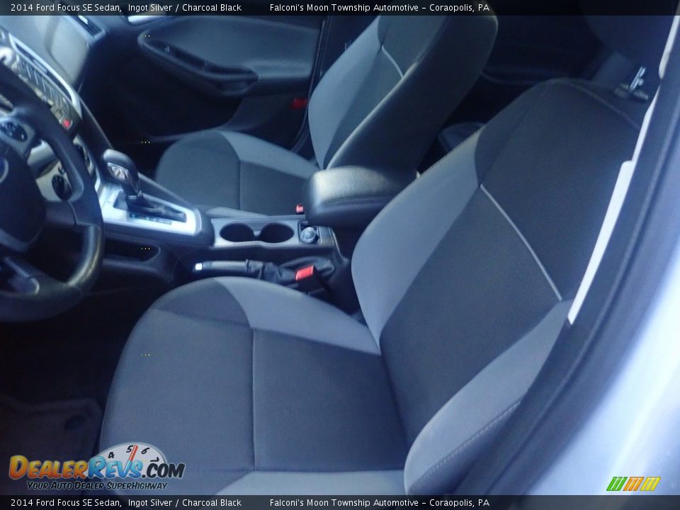 2014 Ford Focus SE Sedan Ingot Silver / Charcoal Black Photo #17