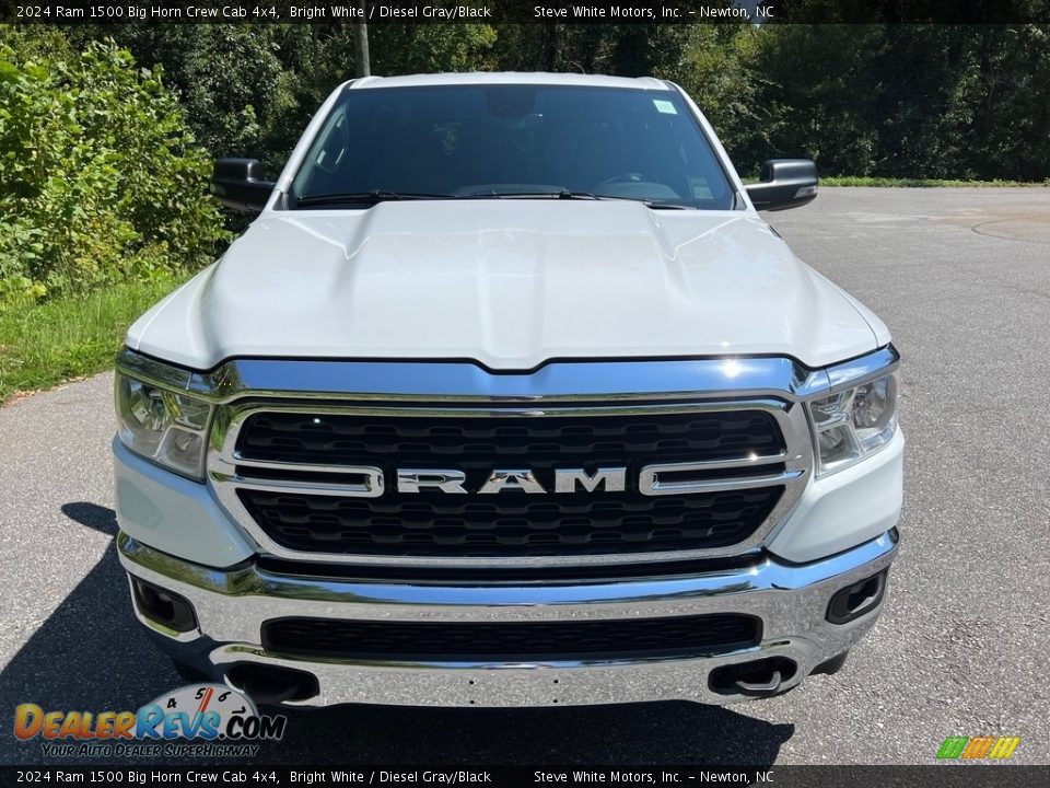 2024 Ram 1500 Big Horn Crew Cab 4x4 Bright White / Diesel Gray/Black Photo #3