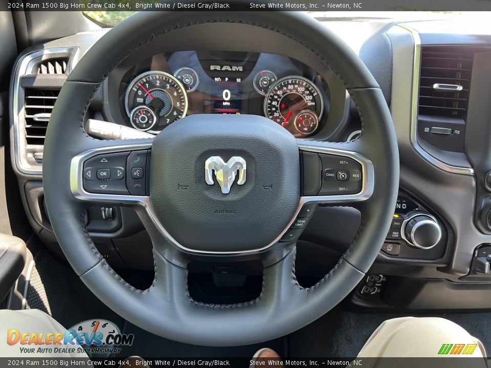 2024 Ram 1500 Big Horn Crew Cab 4x4 Bright White / Diesel Gray/Black Photo #19