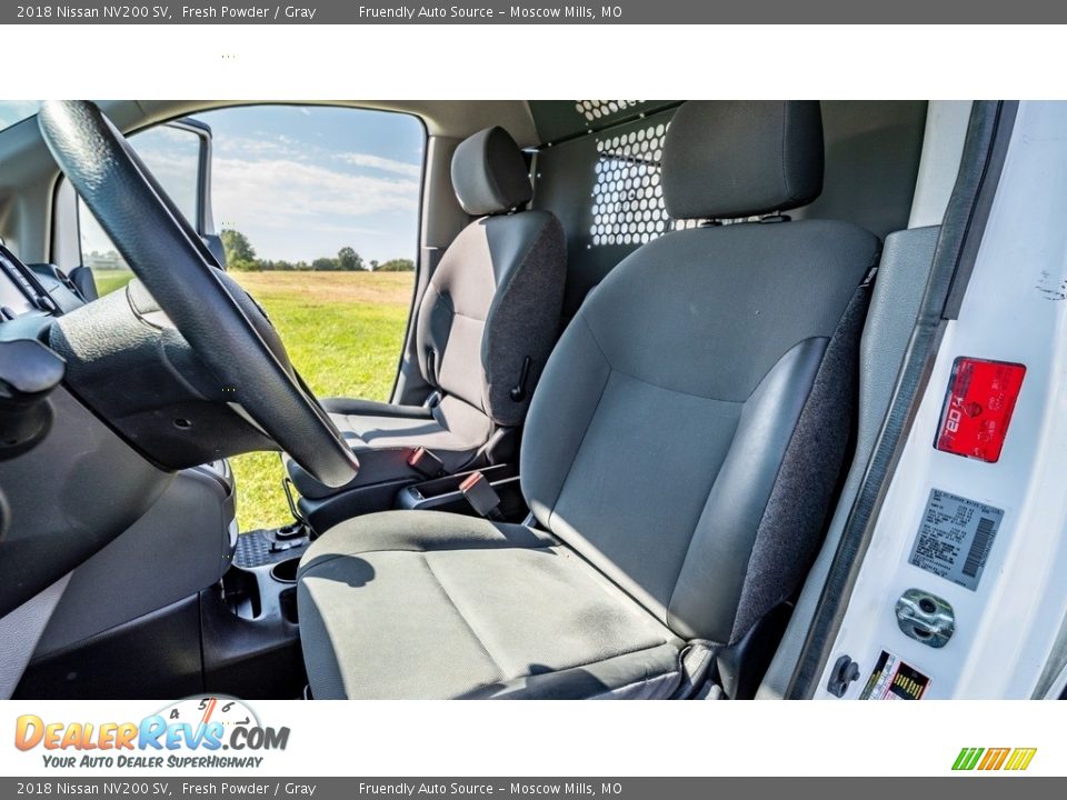 2018 Nissan NV200 SV Fresh Powder / Gray Photo #17