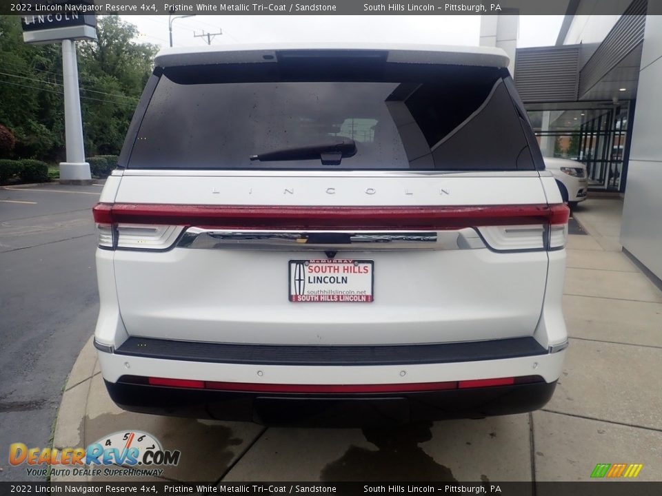 2022 Lincoln Navigator Reserve 4x4 Pristine White Metallic Tri-Coat / Sandstone Photo #4