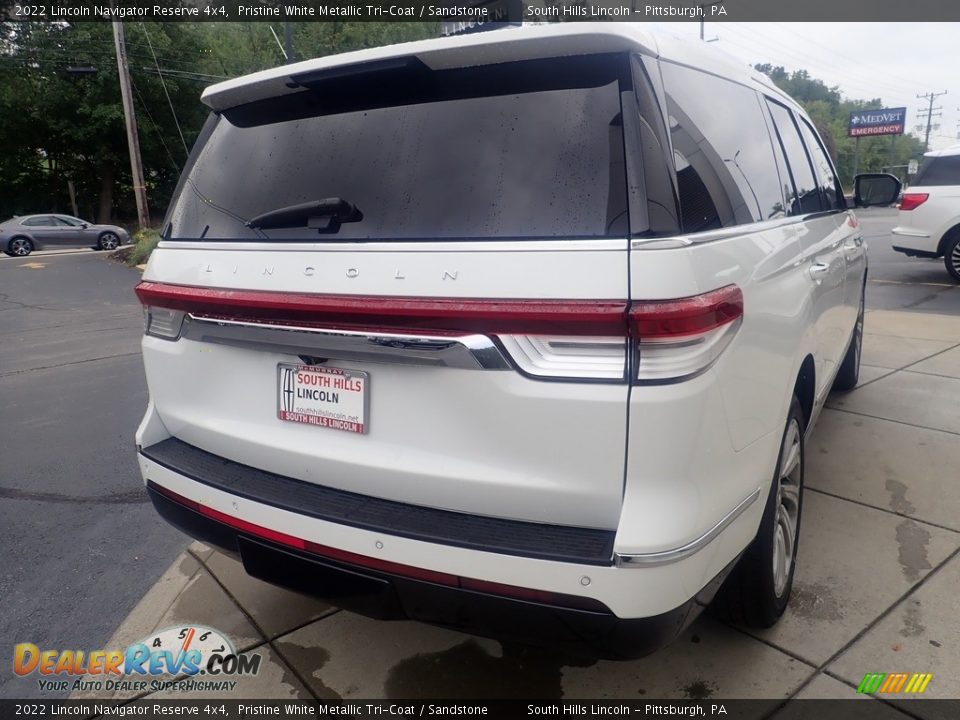 2022 Lincoln Navigator Reserve 4x4 Pristine White Metallic Tri-Coat / Sandstone Photo #6