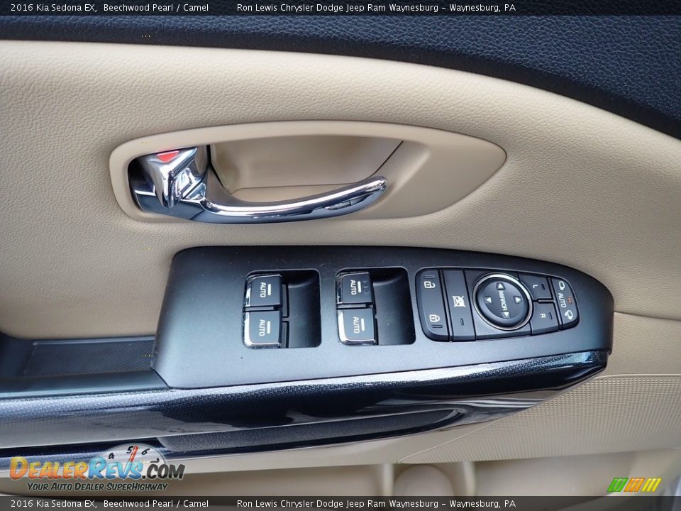 Door Panel of 2016 Kia Sedona EX Photo #14