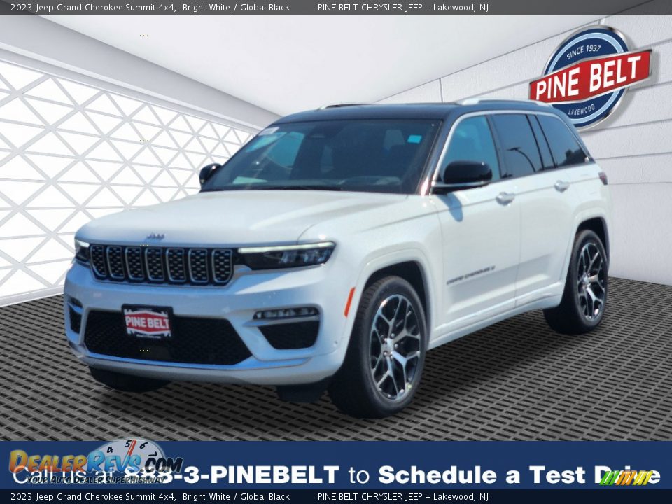 2023 Jeep Grand Cherokee Summit 4x4 Bright White / Global Black Photo #1