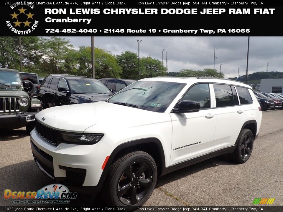 2023 Jeep Grand Cherokee L Altitude 4x4 Bright White / Global Black Photo #1