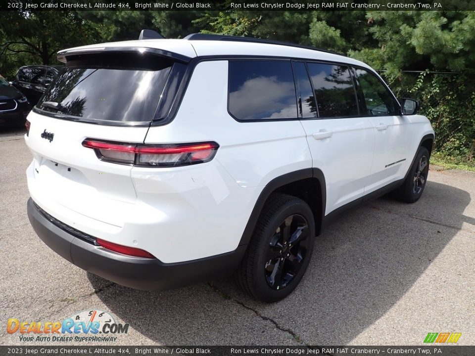 2023 Jeep Grand Cherokee L Altitude 4x4 Bright White / Global Black Photo #5